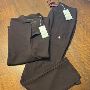 FIGS Espresso Scrub Set NWT (M/ST)